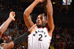 NBA季后赛西部决赛：湖人队总冠军争夺战开战